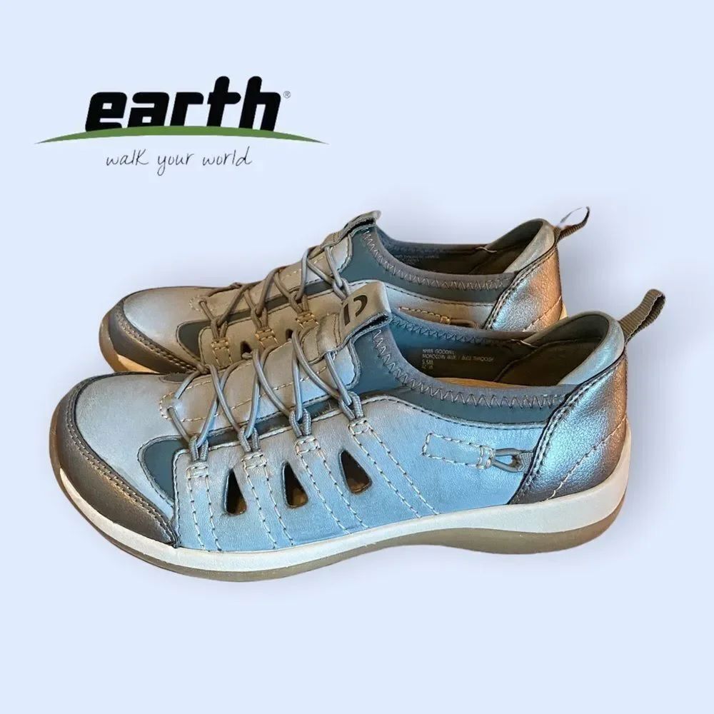 NEW Earth "Kara Goodall" Blue Leather Walking Shoes Sneakers 5.5